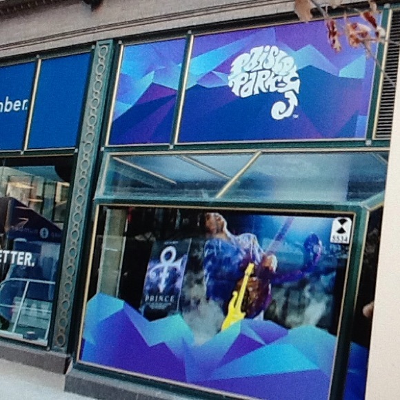 Meet your Posher, Kate - Picture 4 of 5